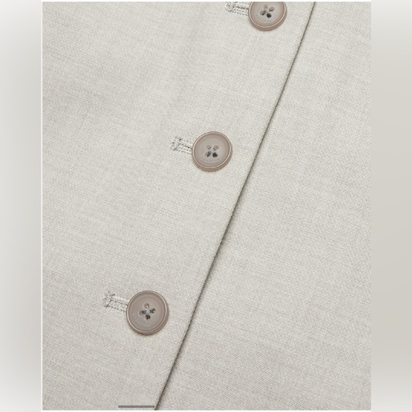 Babaton
Deniro Vest - (Re)ssential - Picture 4 of 6